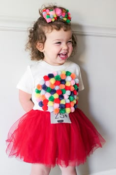 Homemade Toddler Costumes, Gumball Machine Halloween Costume, Gumball Costume, Gumball Machine Costume, Perlengkapan Bayi Diy, Diy Floating Deck, Toddler Costumes Girl, Halloween Costume Toddler Girl, Toddler Girl Halloween