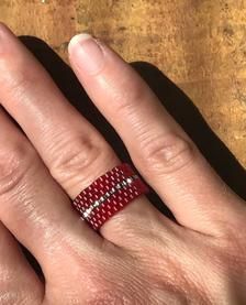 Red Beaded Rings As Gift, Red Beaded Rings For Gifts, Red Beaded Rings Perfect As Gifts, Miyuki Ring, Beading Earrings, Diy Beaded Rings, Beaded Cuff Bracelet, Beaded Cuff, Handmade Jewelry Diy