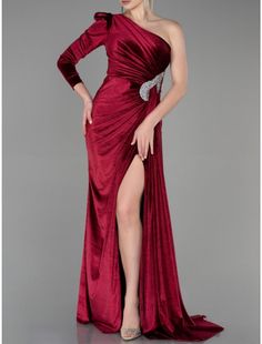 A-Line Evening Gown Christmas Elegant Dress Formal Sweep / Brush Train Long Sleeve One Shoulder Velvet with Glitter Pleats Ruched 2024 Elegant Christmas Gown Fitted Style, Elegant Fitted Christmas Gown, Fitted Long Sleeve Gown For Christmas, Glamorous Winter Prom Dress, Elegant Satin Christmas Dress, Fitted Formal Gown For Christmas, Christmas Prom Gown Fitted, Fitted Formal Christmas Gown, Elegant Christmas Satin Dress