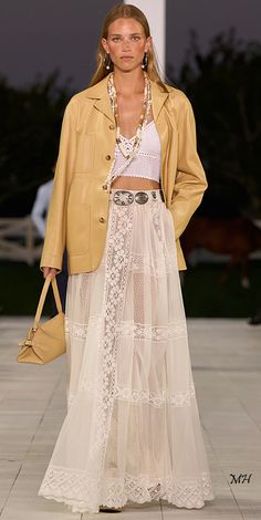 Isabel Marant Style, Outfit Inspo Spring, Estilo Boho Chic, Classic Style Women, Just Style, Abayas Fashion, Mood Board Fashion, Estilo Boho, Looks Style