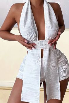 Sexy Backless Jacquard Two-Piece Shorts Set Outfits With Shorts, Suits Outfits, Backless Halter Top, Backless Crop Top, Woman Suit Fashion, Crop Top And Shorts, Pant Length, Tracksuit Women, Streetwear Outfits