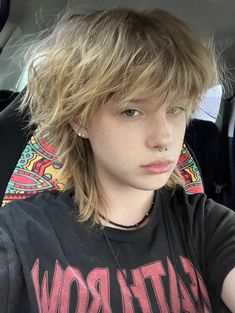 Ftm Haircuts, Short Grunge Hair, Hair Inspiration Short, Shot Hair Styles, Haircuts Straight Hair, Fluffy Hair, Hair Reference, Short Hair Haircuts, Cut My Hair