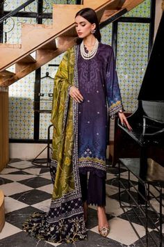 Printed dress Formal Pants Women, Kids Nightwear, Jacquard Shirt, Chiffon Dresses, Lawn Shirts, Pakistani Designers, Signature Print