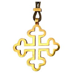 Based upon a motif used in the Coptic Church, this is a fabulous ‘go-to’ pendant for everyday wear. Sold with a black & chocolate brown leather strap, an Aquamarine set ‘keeper’ & a TAY branded 'keeper' Pendant measures 60mm x 55mm ; 4mm depth 18k Gold Necklace, White Onyx, Square Pendant, Brown Leather Strap, Odessa, Aquamarine Stone, Modern Necklaces, Yellow Gold Pendants, Modern Pendant