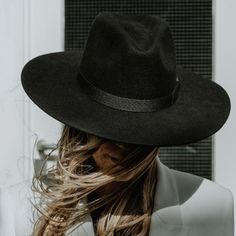 "Looking for a hat that exudes confidence and style? Look no further than the Sandoval Fedora black Felt Hat. This chic fedora is handmade in Mexico from high-quality wool felt, and features a wide, stiff brim that adds character. Whether you're dressing up for a special occasion or just want to add some flair to your everyday look, this hat is the perfect accessory. * Handmade in México * Made from natural materials * 5-star rated model * Etsy's pick: selected by Etsy's style and trend editors SIZES Medium (M) = head circumference of 56 - 58.5cm Large (L) = head circumference of 58.5 - 60cm HOW DO I KNOW MY SIZE Discover your size with a measurement tape. Position the tape above your ears and exactly around your head where you want to wear the hat's brim. DIMENSIONS Brim: 10cm / 3.93\" in Classic Winter Fedora Panama Hat, Winter Fedora Fitted For Everyday Wear, Fitted Winter Fedora For Everyday Wear, Modern Wide Brim Fedora For Everyday, Modern Flat Brim Fedora For Fall, Wide Brim Wool Fedora For Winter, Solid Flat Crown Hat For Fall, Winter Solid Top Hat With Flat Brim, Elegant Solid Winter Panama Hat With Wide Brim