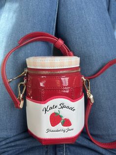 Kate Spade Strawberry Bag, Strawberry Purse, Empress Sissi, Strawberry Things, Strawberry Bag, Material Gworl, Strawberry Girl, Silly Clothes