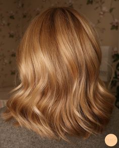 Kopparblond Copper Blonde Hair, Warm Blonde Hair, Honey Hair Color, Blond Ombre, Strawberry Blonde Hair Color, Strawberry Hair, Honey Brown Hair, Ginger Hair Color, Honey Blonde Hair