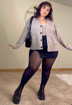 Black Skirt Outfits, Plus Size Fall Fashion, Easy Trendy Outfits, Cardigan Outfits, Curvy Girl Outfits, Curvy Outfits