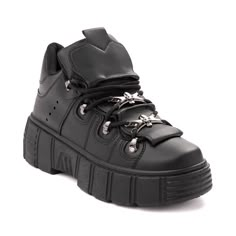 Womens KOI Footwear Rimo Core Chunky Sneaker - Black | Journeys Platform Shoes Aesthetic, Chunky Shoes Outfit, Grudge Outfits, Clothing Drawing Ideas, Cowboy Wear, Silly Outfits, Alt Shoes, Finding My Aesthetic, Clothing Drawing