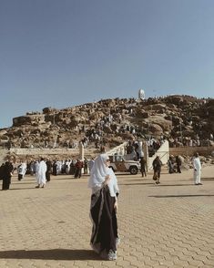 Umroh Outfit Women, Mecca Madinah, Mermaid Cartoon, Fashion Tumblr