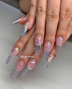 Nail Art Designs Almond, Nail Designs With Glitter, Nail Art Short, Clear Glitter Nails, Almond Acrylic Nails Designs, Almond Nail Art