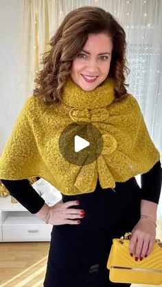 Diy Cape, Diy Shawl, Shawl Outfit, Scarf Wearing Styles, Ways To Tie Scarves, How To Wear A Scarf, Diy Scarf