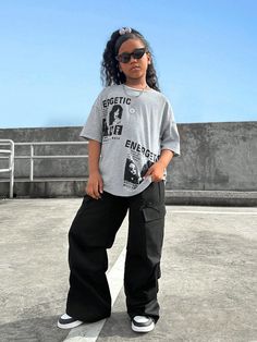 Outfit Ideas For 10 Yrs Old Girl, 12 Year Girl Outfits, Urban Outfits For Women, Black Women Clothes, Baggy Outfits Girl, Black Girls Outfits, Street Wear Girl, Casual Portrait, Baggy Tshirt