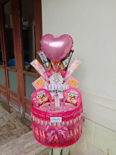 Snack tower Snack Tower Pink, Snack Tart Tower, Diy Candy Cake Tower, Bucket Snack Pink, Snack Tower Ideas, Bucket Jajan