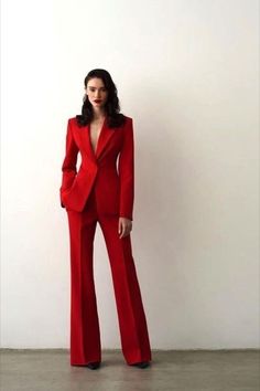 Md Suits, Woman Suit, Jumpsuit Outfits, Celebrities Fashion, Dress Classy, Formal Outfits