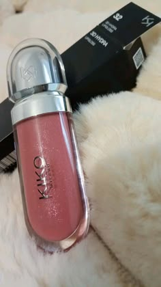 Tar Lipstick, Kylie Jenner Lipstick, Gloss Labial, Lip Art, Glitter Makeup, Manicure E Pedicure