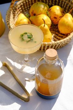 A List of Cocktails To Serve This Thanksgiving - The Southern Millennial Spiced Pear Cocktail, Pear Cocktail