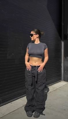 Pakaian Hipster, Casual Sporty Outfits, Instagram Baddie, Streetwear Fits, Tomboy Outfits, Streetwear Fashion Women, Sporty Outfits, Baddie Outfits Casual, Streetwear Outfits