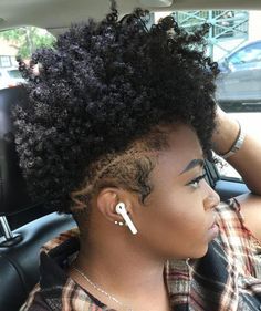 Haircut Black Women Natural, Haircut Black Women, Half Shaved, Tapered Haircut, Side Hairstyles