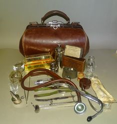 Medical Equipment Aesthetic, Vintage Medical Bag, Vintage Doctor Bag, Old Medical Equipment, Doctor Equipment, Doctors Bag, Medical Bag, Medical Instruments, Medical Kit