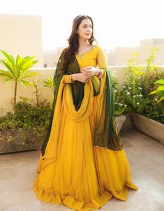 Yellow Organza Traditional Wear For Navratri, Yellow Organza Choli With Dupatta, Yellow Organza Sharara With Pallu, Yellow Organza Dress With Sheer Dupatta, Yellow Organza Dress For Navratri, Function Dresses, Dont Touch My Phone Wallpapers, Look Chic, Workout Videos