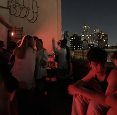 nights in the city aesthetic | new york city aesthetic | city night life Apartment Party Aesthetic, Couple Music, Rich Wealthy, Dr Ideas, Romance Couple, Uni Life, Nyc Life, Night Vibes