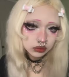 Goth Kawaii Makeup, Pink Gothic Makeup Looks, Pastel Goth Makeup Ideas, Kawaii Alt Makeup, Pastel Goth Makeup Creepy Cute, Pink Alt Makeup Looks, Pink Alternative Makeup, Alt Pink Makeup, Pink Trad Goth Makeup