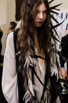 Romantic Goth, Peter Pan, Fashion Inspo Outfits, Fashion Inspo, Dreadlocks, Fall Winter, Paris, Hair Styles