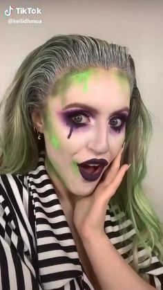 Halloween Makeup Kits, Makeup Zombie, Joker Halloween, Halloween Photo, Halloween Makeup Inspiration, Makeup Board, Halloween 2022, Sfx Makeup, Halloween Makeup Looks