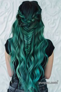 teal-hair-color-17 Teal Hair Color Ideas, Waves In Hair, Hair Color For Short Hair, Teal Hair Dye, Color For Short Hair, Long Hair Color Ideas, Teal Hair Color, Wedding Hair Colors, Pink Ombre Hair