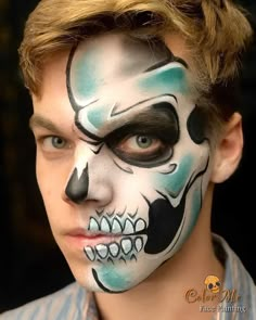 Skull Face Paint For Men, Halloween Face Paint Adult, Skull Makeup Pretty, Calavera Face Paint, Face Paint For Men, Skull Face Painting, Face Painting Halloween Kids, Halloween Face Paint Designs, Crazy Halloween Makeup