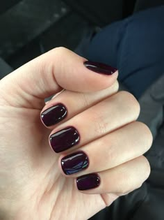 Nagellack Trends, Short Gel Nails, Smink Inspiration, Shiny Nails, Burgundy Nails, Best Nail Polish