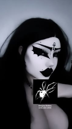 @rottingbuniii on ig Goth Corpse Makeup, Trad Goth Makeup Template, Red Goth Makeup, Gothic Makeup Looks, Gothic Makeup Ideas, Gothic Eye Makeup, Maquillage Goth, Goth Makeup Looks, Trad Goth Makeup