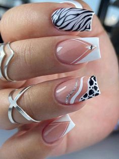 Multicolor  Collar    Color Nails,3D Nails Embellished   Beauty Tools Work Nails, Pretty Nail Art Designs, Black Nail