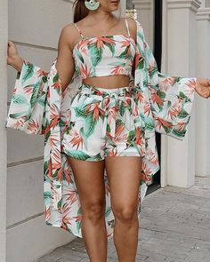 Blusas Satin, 23 Summer, Prints Fashion, Clothing Reference, Tropical Print Dress, Beach Wear Outfits, Beachwear Fashion