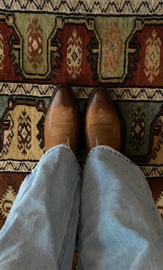 Cowboy Like Me, Cowboy Aesthetic, Western Life, Cowgirl Aesthetic, Western Aesthetic, Mia 3, Baby Cowboy, Cowgirl Boots, Country Girls