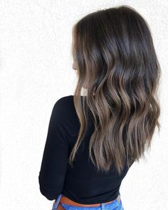 Luxy Hair, Brunette Hair With Highlights, Brunette Balayage Hair, Brown Hair Balayage, Penteado Cabelo Curto, Brown Blonde Hair, Hair Inspiration Color, Hair Inspo Color