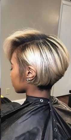 African American Short Bob Hairstyles, Undercut Bob Black Women, Pixie Undercut Hairstyles Round Faces, Aline Bob Black Women, Pixie Hairstyles On Black Women, Wet Look Short Hair Black Women, Platinum Short Bob, Layers Bob Short, Short Bob With Side Part