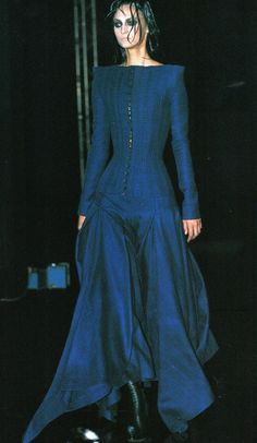 Olivier Theyskens, Vintage Runway, Fancy Dresses, Costume Design, Dream Dress, Couture Fashion, Pretty Dresses, Runway Fashion