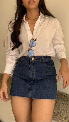 Outfits Bonitos, Denim Skirt Outfits, Looks Country, Casual Chic Outfits, Ideas De Outfits, Inspo Looks, Casual Day Outfits, Classy Casual Outfits, Easy Trendy Outfits