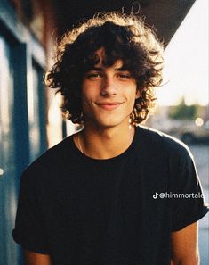 Curly Hair Face Claim Male, Hairstyle For Guys, Brown Hair Male, Messy Curly Hair, Dark Curly Hair, Men Haircut Curly Hair, Brown Curly Hair, Tousled Hair