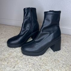 Brand New! Super Comfortable & Cute! Zip Up On The Side Chunk Heel, Zip Up Boots, Heel Boots, On The Side, Heeled Boots, Zip Ups, Size 7, Women Shoes, Brand New