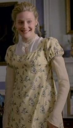 Old-Fashioned Charm: Emma Emma 2009, Regency Era, Off Duty, Costume Design, Yellow Dress, Old Fashioned, The Sun