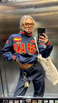 Cold Outfit, Football Jersey Outfit, Mood Board Fashion, Ideas Aesthetic, Insta Instagram, Mode Inspo, Outfit Style, Fashion Fits, Fashion Outfit