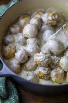 My granny used to make new potatoes in cream. That's what I think about when I make these. They are the simplest potatoes to cook. Boil your baby new potatoes then make a simple cream sauce with butter, flour, milk, cream and salt and pepper. That's it. I'm telling you; this is the ultimate old-fashioned comfort food. Milk Potatoes Recipe, Creamed Potatoes Recipe, Small Potatoes Recipe, Cream Potatoes, Creamer Potatoes