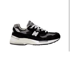 Looking for a pair of stylish and comfortable sneakers? Look no further than these New Balance 992 in black, size 12. With their low top shoe shaft style, these athletic sneakers are perfect for men on the go. The style code is M992EB and they belong to the New Balance 900 series, with a classic sneaker design that is both timeless and modern. These sneakers are perfect for any occasion, from a morning jog to a casual day out. The US shoe size is 12, and they come in a sleek black color that will match any outfit. The brand is New Balance, a reliable name in athletic footwear. So why wait? Add these New Balance 992 sneakers to your shoe collection today! *Worn once practically brand new! New Balance 992, Morning Jog, Sneaker Design, Sneakers Looks, Comfortable Sneakers, Classic Sneakers, Athletic Sneakers, Designer Sneakers, Top Shoes