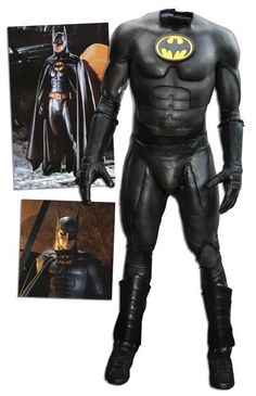 the batman movie costume is shown in this image