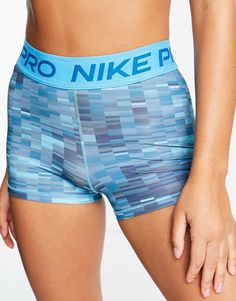 Shorts by Nike Training Rep and repeat Mid rise Elasticated waistband Nike branding Bodycon fit Cute Running Outfit, Lululemon Outfits, Nike Shoes Outfits, Denim Wear, Nike Dri Fit Shorts