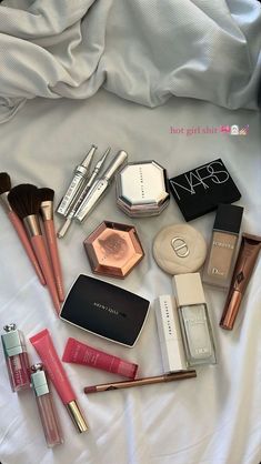 Rosa Make-up, Makeup Tip, Basic Makeup, Fancy Makeup, Dior Makeup, Elegant Makeup, Soft Makeup