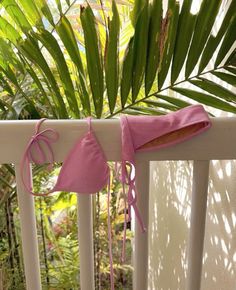 Scarlett Frazer, Summer Pink Aesthetic, Summer Outfit Travel, Coral Aesthetic, Barbie In Real Life, Master Manifestor, Beach Summer Aesthetic, Summer Vision, Girly Vibes